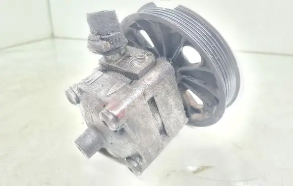 Volvo S60 Power steering pump 9485757 7611332112