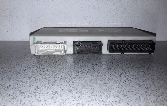 BMW 5 E39 Comfort/convenience module 61358376692 8376692