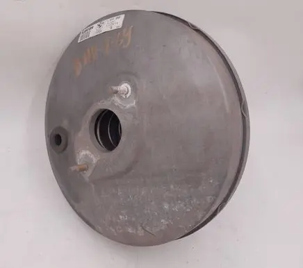 BMW 5 E39 Brake booster 1163516