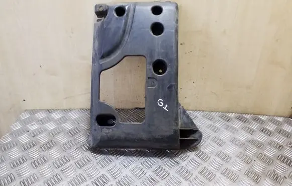 Nissan NV400 Rear bumper mounting bracket 852230001R