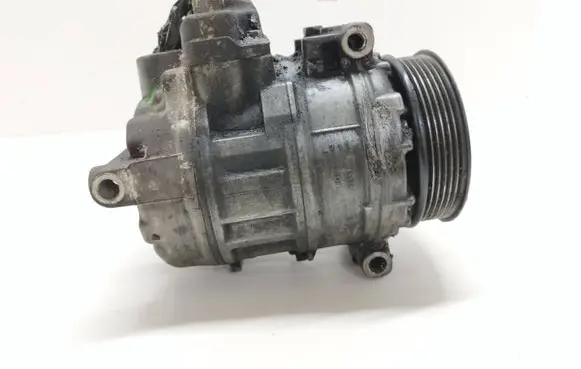 Jaguar XF X250 Air conditioning (A/C) compressor (pump) SB3040838