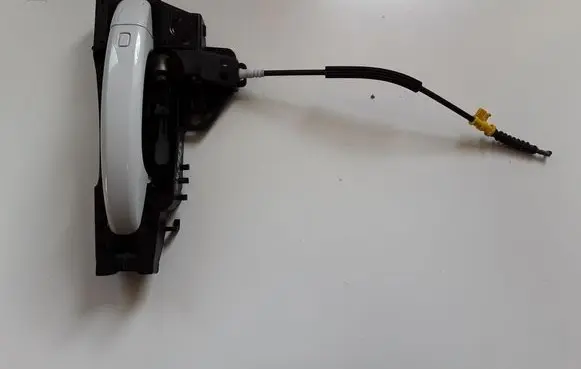 Audi Q3 8U Front door exterior handle 8U0837885