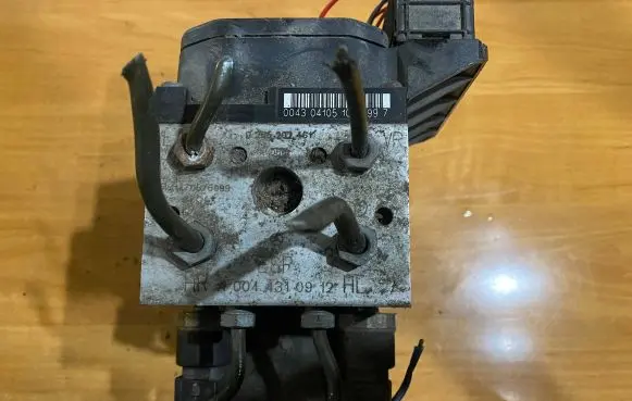 Mercedes-Benz A W168 ABS Pump 0265202461 A0044310912 0043041051060997