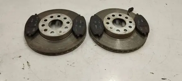 Audi A3 8Y Brake discs and calipers set 5q0615301h 5wa615115p