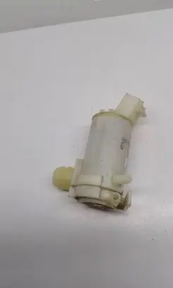 Subaru Outback (BS) Windscreen/windshield washer pump 63JB