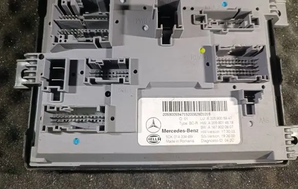 Mercedes-Benz C W205 Central body control module A2059005947