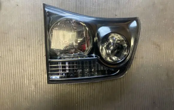 Lexus RX 300 Tailgate rear/tail lights 8567