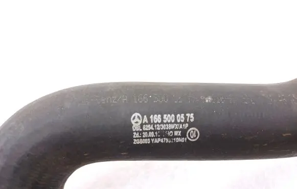 Mercedes-Benz GLE (W166 - C292) Engine coolant pipe/hose A1665000575