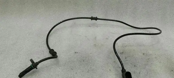 Mercedes-Benz C W205 ABS rear brake sensor A2059058503