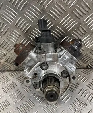 Audi A7 S7 4G Fuel injection high pressure pump 059130755AN