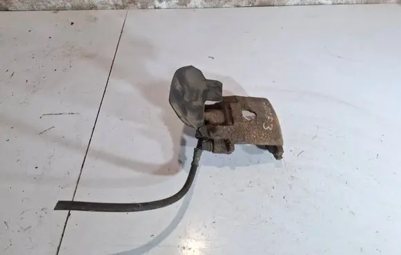 Volkswagen Golf III Front brake caliper