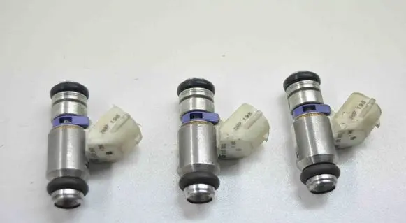 Fuel injectors set