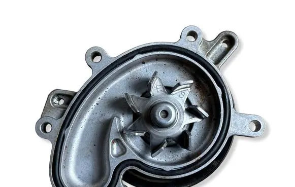 Subaru Forester SK Water pump 