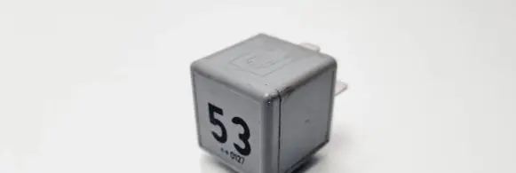 Volkswagen PASSAT B5.5 Other relay 141951253B