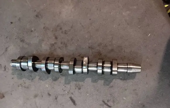 Volkswagen Golf IV Camshaft G1021D101R