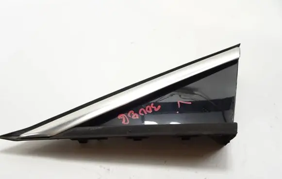 Peugeot 3008 I Front arch trim 