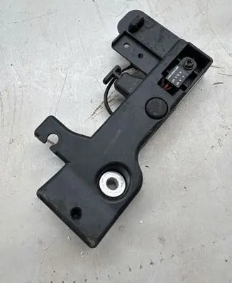 Mercedes-Benz E W238 Sensor A2058203002 08082019 011990436002