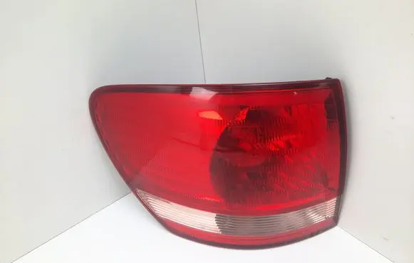 Toyota Avensis Verso Rear/tail lights