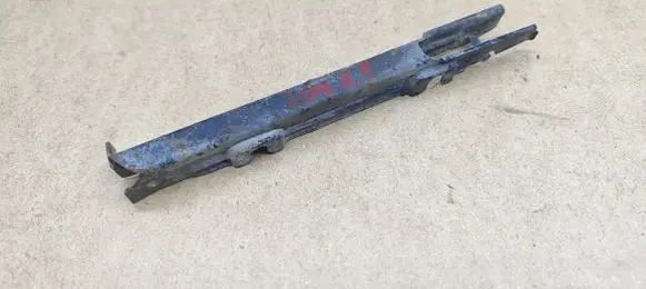 Mercedes-Benz CLK A209 C209 Fender mounting bracket 