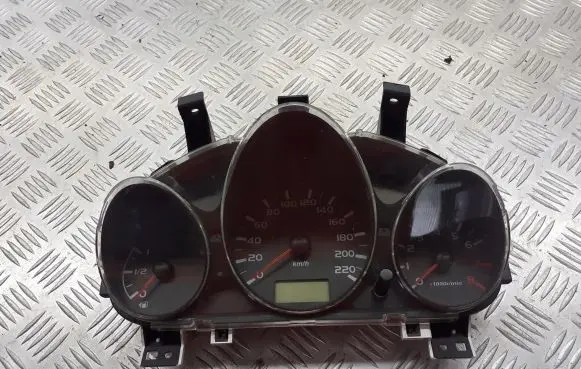 Mitsubishi Colt Tachometer MR951770