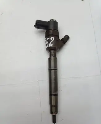 KIA Ceed Fuel injector 0445110320