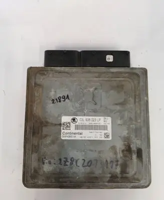 Skoda Octavia Mk2 (1Z) Engine control unit/module 03L906023LP 5WP42683AA 03L906023JH