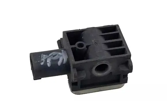 Mercedes-Benz ML W164 Airbag deployment crash/impact sensor 0038202926