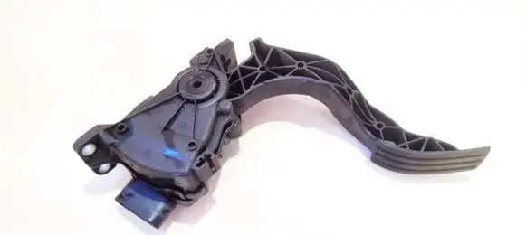 Ford Fusion Accelerator throttle pedal 6pv00856700 2s61-9f836-aa