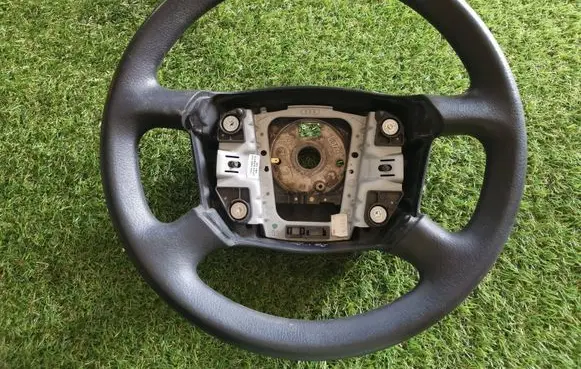 Audi A4 S4 B5 8D Steering wheel 4B0419091AQ 1292010