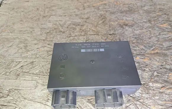 Volkswagen PASSAT B5 Comfort/convenience module 1J0959799AH