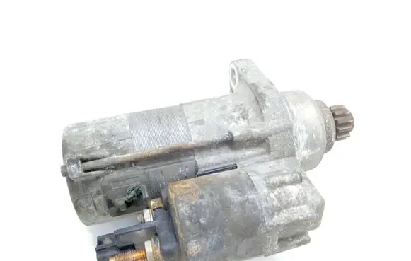 Volkswagen Tiguan Starter motor 02M911024A
