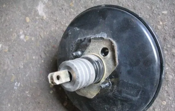 Mercedes-Benz E W124 Brake booster 0034301730 ATE377820301 ATE3776203014