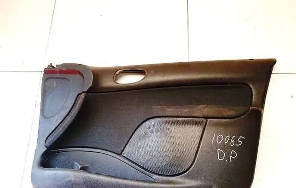 Peugeot 206 Front door card panel trim 9629325777