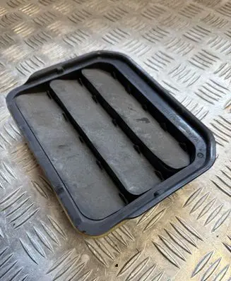 Ford Kuga III Quarter panel pressure vent L1TBA280B62