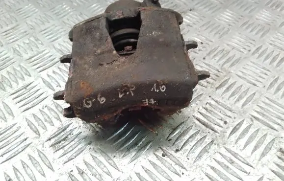 Volkswagen Golf VI Front brake caliper