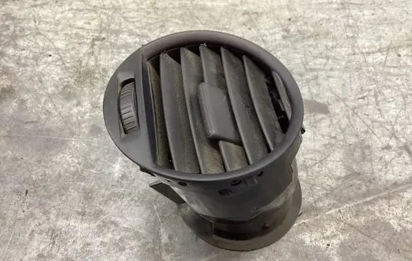 Volkswagen Caddy Dash center air vent grill 2K0819703B