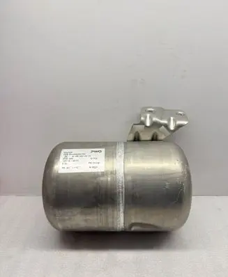 Mercedes-Benz ML W166 Air suspension tank/reservoir A1663200015 P02056 ZGS005