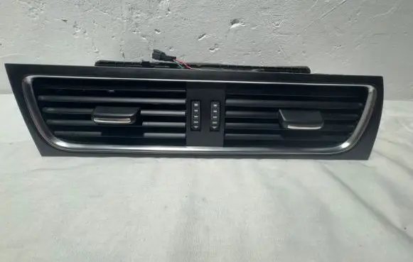 Audi A5 8T 8F Dash center air vent grill 8T1820951A