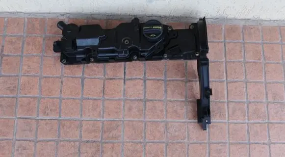 Ford Fiesta Rocker cam cover 9688939180