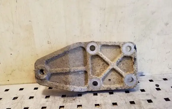 Toyota RAV 4 (XA30) Other engine bay part