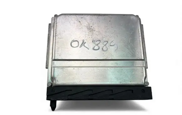 Volvo V70 Engine control unit/module ECU 08677708A 0281010319