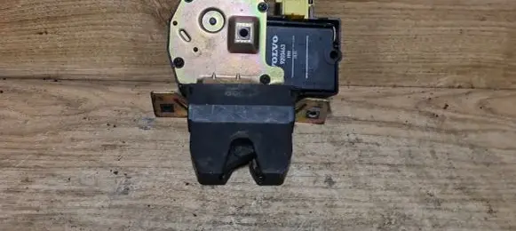 Volvo S80 Tailgate/trunk/boot lock/catch/latch 9170974