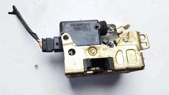 Renault Espace III Front door lock