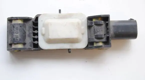 Chrysler 300 - 300C Airbag deployment crash/impact sensor 04671779AC