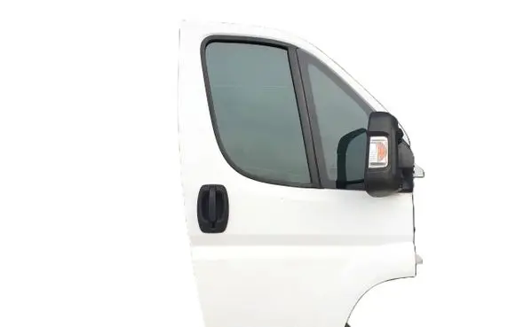 Fiat Ducato Front door
