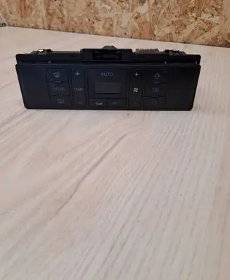 Audi A4 S4 B5 8D Climate control unit 8D0820043M 5HB00790805 D570002