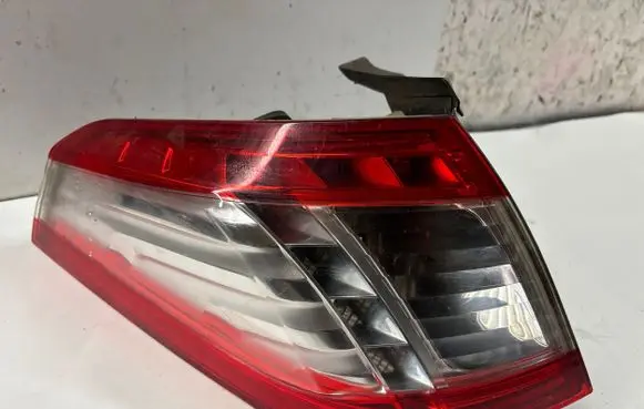 Peugeot 508 Rear/tail lights 9686779580
