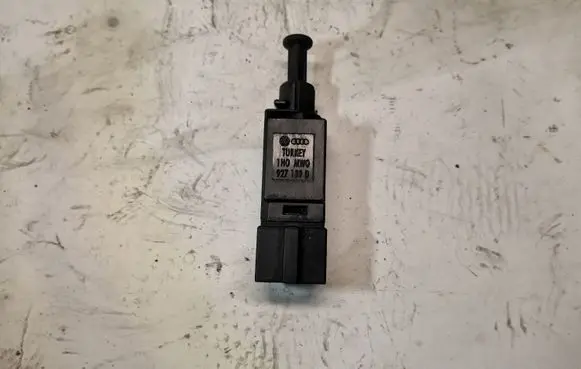Clutch pedal sensor
