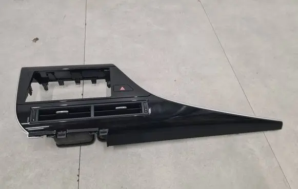 Toyota Mirai Radio/GPS head unit trim 5567062020