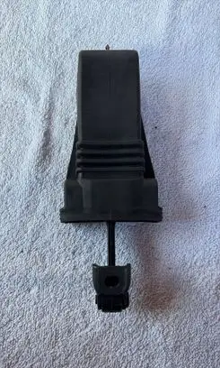 Audi A3 S3 8V Front door check strap stopper 8V4837249A